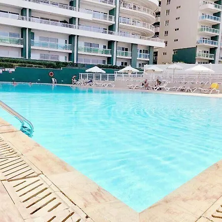 Luxury With Pool And Terrace, Location Lägenhet