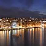 Apartamento Luxury With Pool And Terrace, Location Sliema