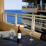 Luxury With Pool And Terrace, Location Apartamento