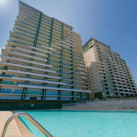 Apartment Luxury With Pool And Terrace, Location