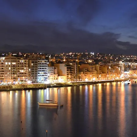Apartment Luxury With Pool And Terrace, Location Sliema