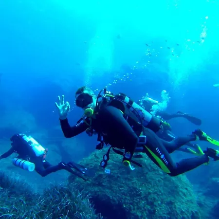 Luxury With Pool And Terrace, Location 슬리에마