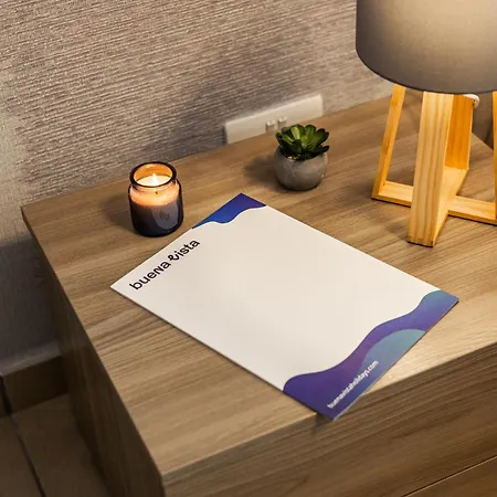 Luxury With Pool And Terrace, Location Apartmán