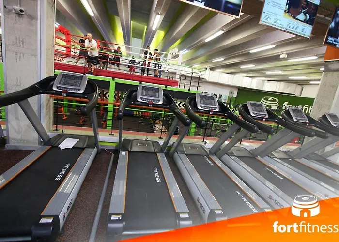 Luxury With Pool And Terrace, Location Apartamento *