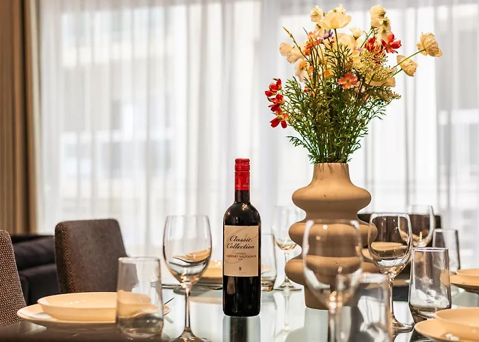 Luxury With Pool And Terrace, Location Sliema