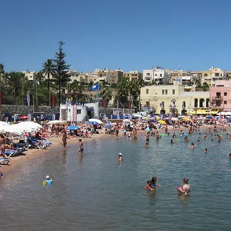 Luxury With Pool And Terrace, Location * Sliema