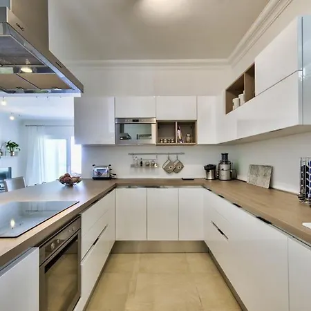 Luxury With Pool And Terrace, Location * Sliema